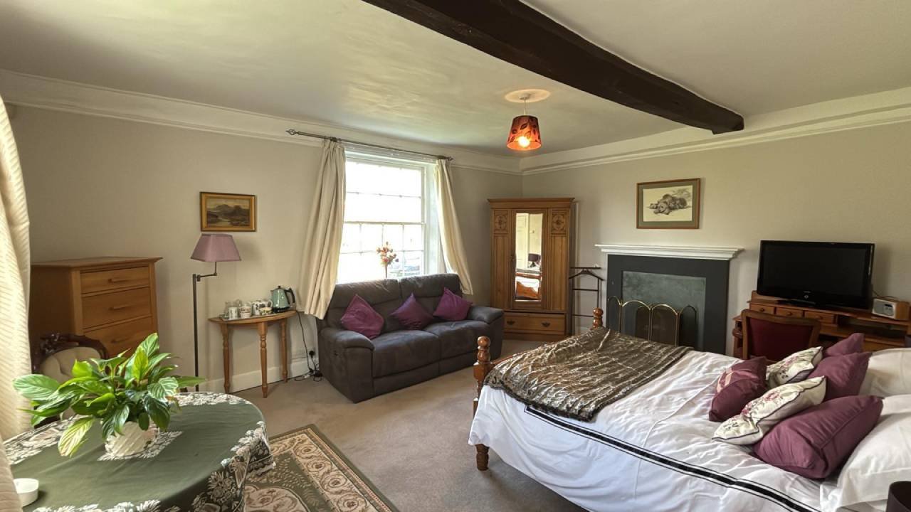 Spacious bedroom